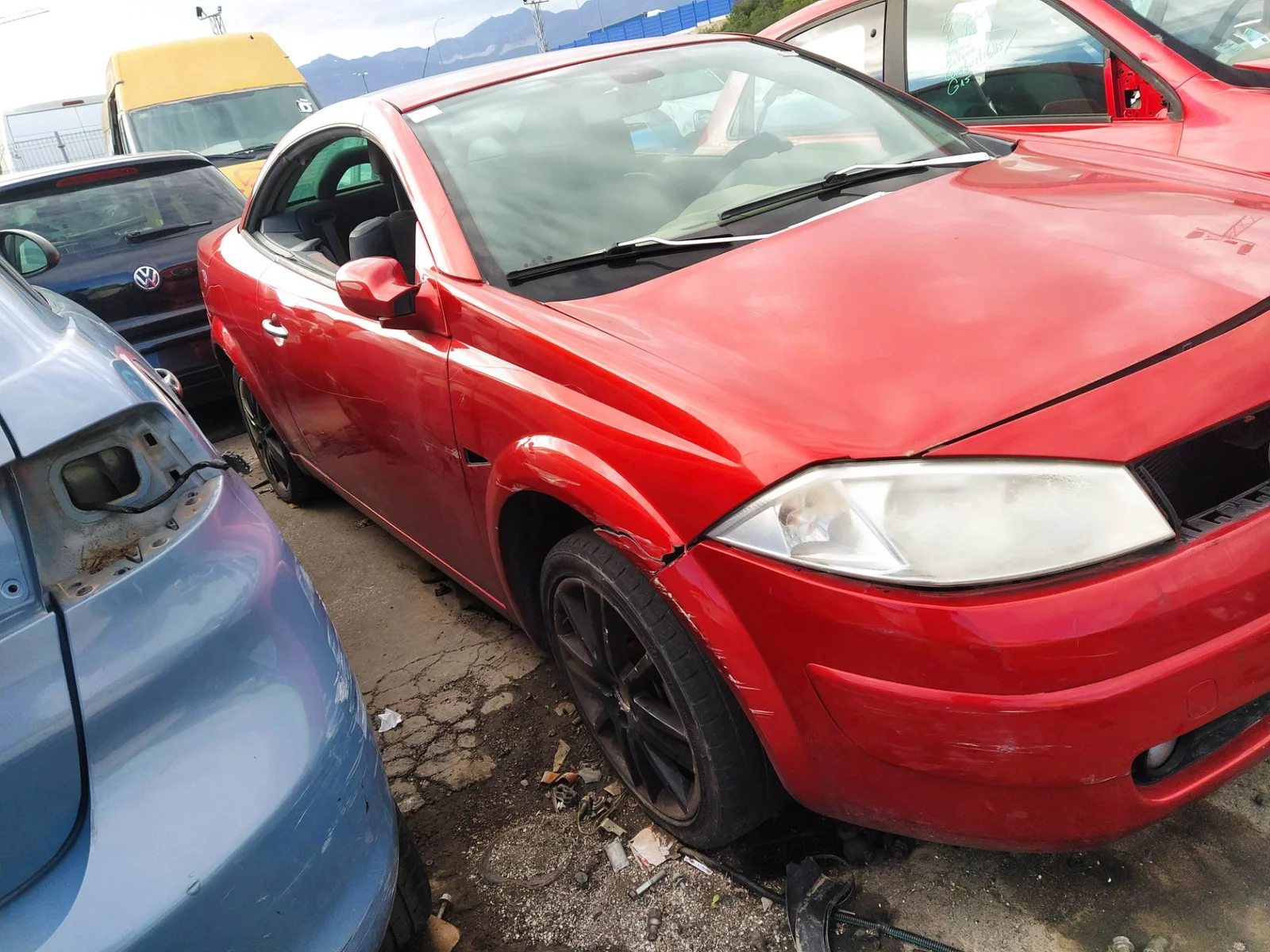 Foto de PUERTA DELANTERA DERECHA RENAULT MEGANE II COUPE/CABRIO 1.6 16V (113 CV / 83 KW) referencia 7751474926