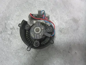Foto de MOTOR CALEFACCION MERCEDES-BENZ CLK (BM 208) CABRIO 3.2 V6 18V CAT (218 CV / 160 KW) referencia A2108700210 foto 1