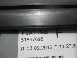 Foto de CAJA RELES / FUSIBLES FIAT II DOBLÒ (263) CARGO 1.3 16V JTD CAT (90 CV / 66 KW) referencia 51867698 foto 3