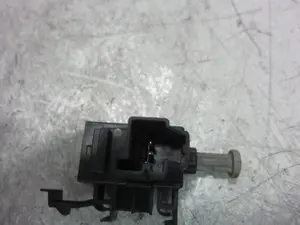 Foto de INTERRUPTOR FORD FOCUS SPORTBREAK (CB8) 1.6 TDCi CAT (95 CV / 70 KW) referencia U3NFA foto 3