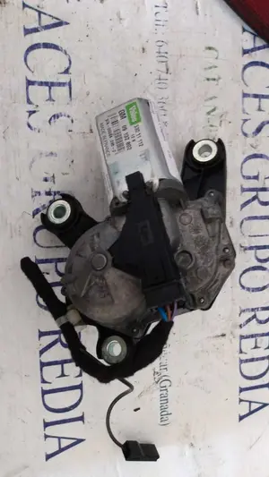 Foto de MOTOR LIMPIA DELANTERO OPEL CORSA C 1.2 16V CAT (Z 12 XE / LW4) (75 CV / 55 KW) referencia 53011112 foto 2