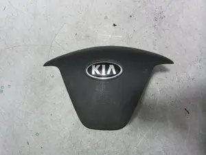 Foto de ALETA DELANTERA IZQUIERDA KIA CEED (JD) 1.4 CRDi CAT (90 CV / 66 KW) referencia 56900A2100
