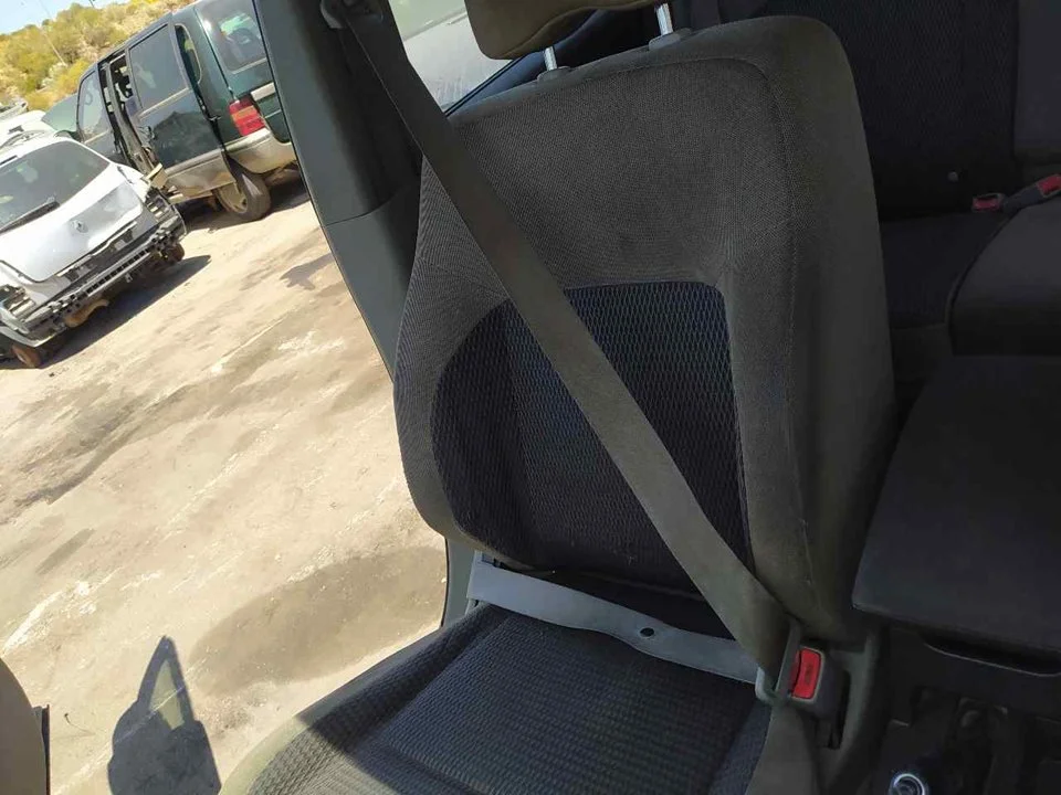 Foto de CINTURON SEGURIDAD DELANTERO DERECHO NISSAN X-TRAIL (T30) 2.2 16V Turbodiesel CAT (114 CV / 84 KW)