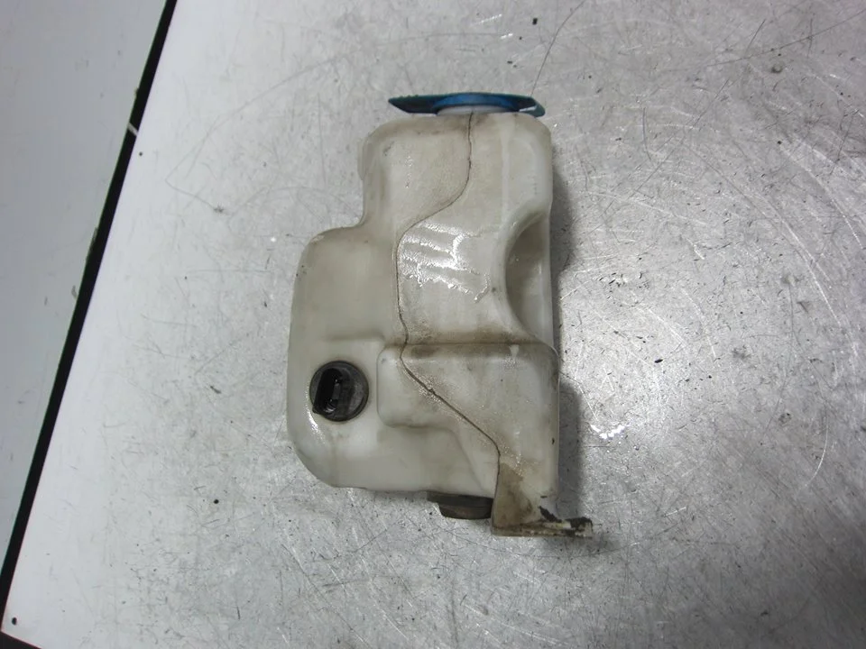 Foto de DEPOSITO LIMPIA SEAT LEON (1M1) 1.8 20V (125 CV / 92 KW) referencia 1J0955453N