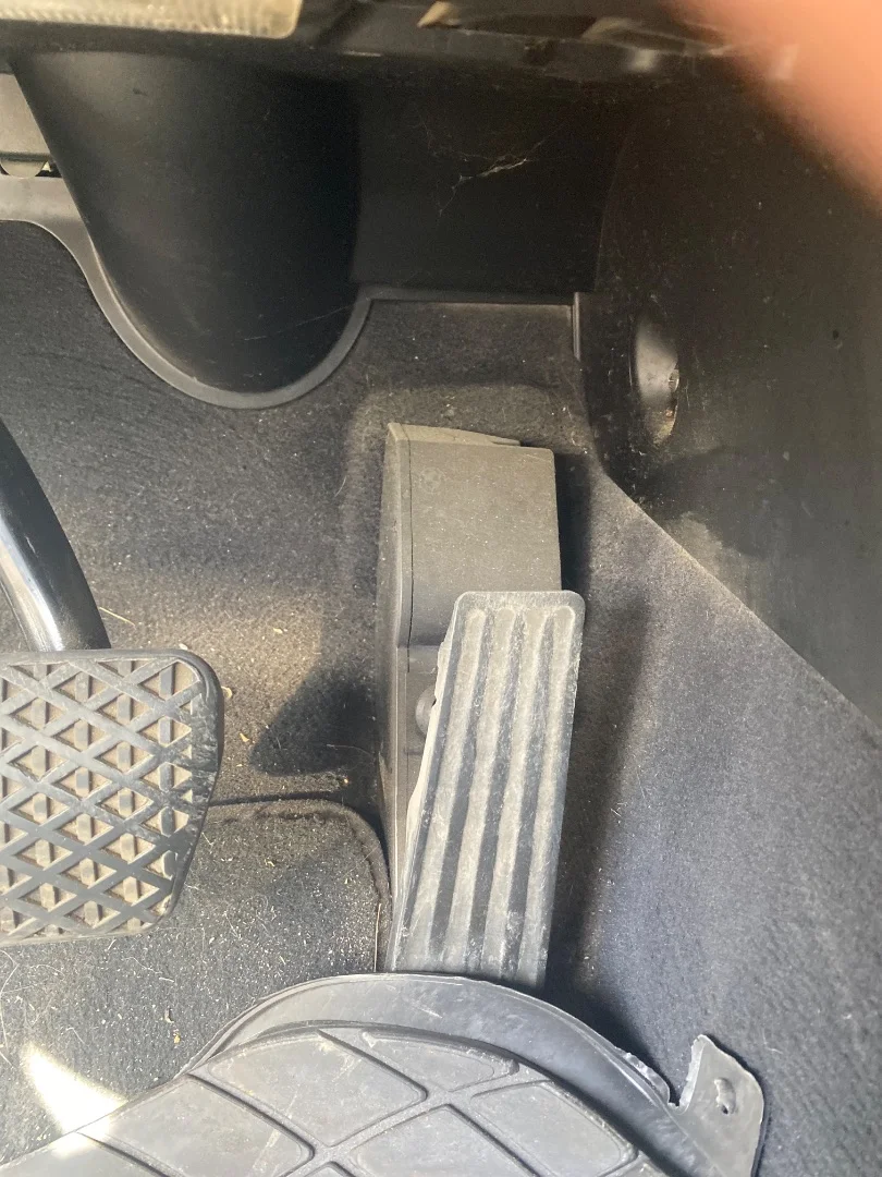 Foto de PEDAL ACELERADOR BMW SERIE 5 BERLINA (E60) 3.0 24V CAT (231 CV / 170 KW)
