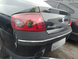 Foto de REFUERZO PARAGOLPES TRASERO PEUGEOT 407 2.0 16V HDi FAP CAT (RHR / DW10BTED4) (136 CV / 100 KW)