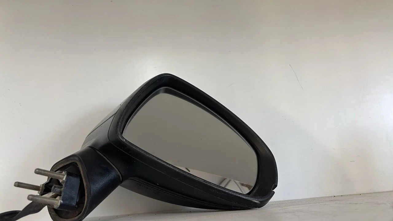 Foto de RETROVISOR DERECHO AUDI A1 (8X1) referencia 021120