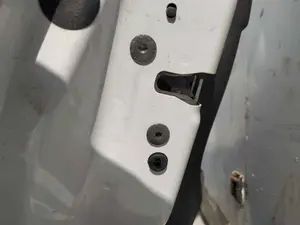 Foto de CERRADURA PUERTA TRASERA IZQUIERDA CITROEN C3 1.4 HDi (68 CV / 50 KW) foto 2