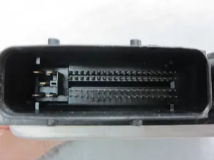 Foto de CENTRALITA MOTOR UCE SEAT IBIZA (6L1) 1.9 SDI (64 CV / 47 KW) referencia 038906019HT foto 4