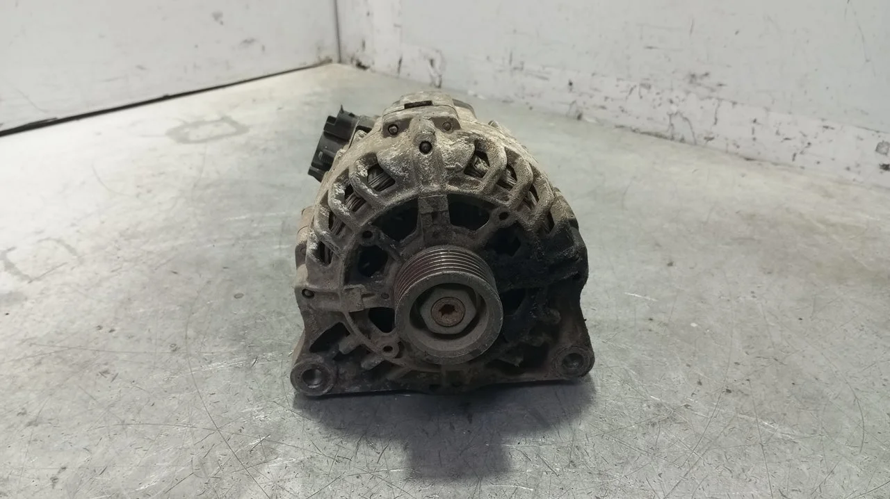 Foto de ALTERNADOR CITROEN C4 COUPE 1.4 16V (88 CV / 65 KW) referencia 9656956280
