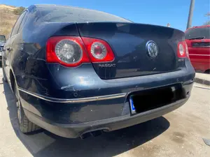 Foto de PARAGOLPES TRASERO VOLKSWAGEN PASSAT BERLINA (3C2) 2.0 TDI (140 CV / 103 KW) foto 2
