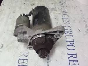 Foto de MOTOR ARRANQUE SEAT LEON (1P1) 1.6 TDI (105 CV / 77 KW) referencia 02Z911024K foto 2