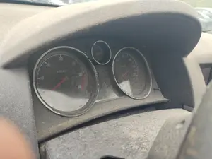 Foto de CUADRO INSTRUMENTOS OPEL ASTRA H GTC 1.3 16V CDTI CAT (Z 13 DTH / L4I) (90 CV / 66 KW)