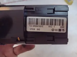 Foto de MANDO LUCES VOLKSWAGEN POLO V (6R1) 1.6 TDI (90 CV / 66 KW) referencia 6R0941531C foto 3