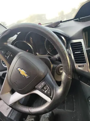 Foto de VOLANTE CHEVROLET CRUZE 2.0 Diesel CAT (163 CV / 120 KW) referencia 95227507 foto 4