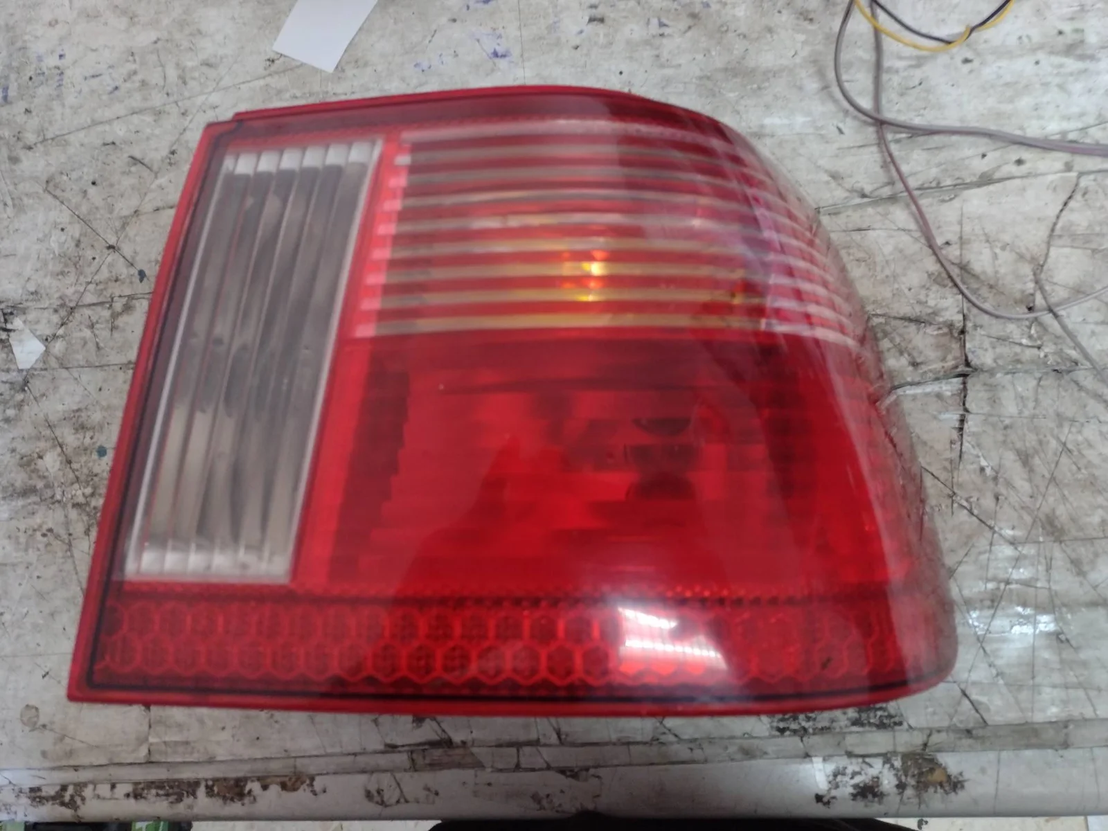 Foto de PILOTO TRASERO DERECHO SEAT IBIZA (6K1) referencia 6K6945258