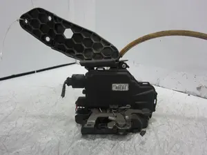 Foto de CERRADURA PUERTA TRASERA IZQUIERDA SEAT TOLEDO (1M2) referencia 3B4839015M