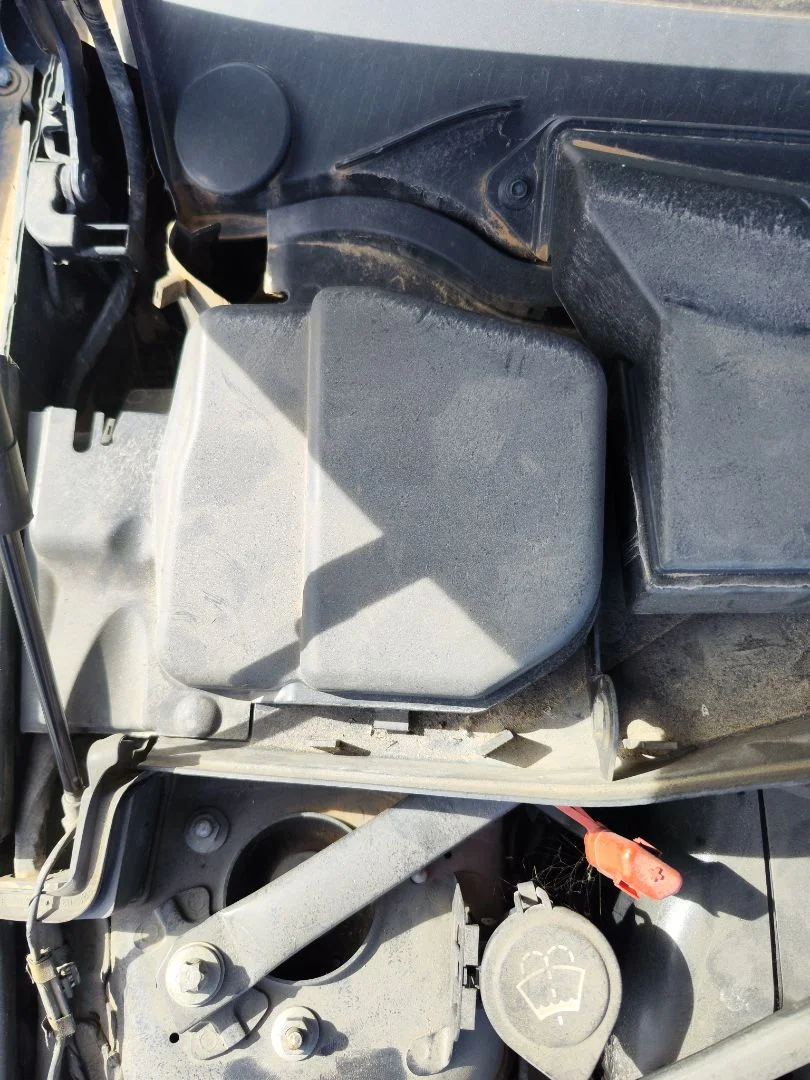 Foto de CENTRALITA MOTOR UCE BMW SERIE 1 BERLINA (E81/E87) 2.0 16V Diesel CAT (122 CV / 90 KW)