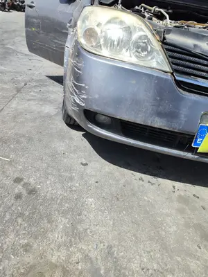 Foto de PARAGOLPES DELANTERO NISSAN PRIMERA BERLINA (P12) 1.9 16V Turbodiesel CAT (120 CV / 88 KW) foto 2