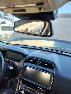 Foto de RETROVISOR INTERIOR JAGUAR F-PACE 3.0 V6 Diesel CAT (301 CV / 221 KW) referencia FK7217E678AA foto 2