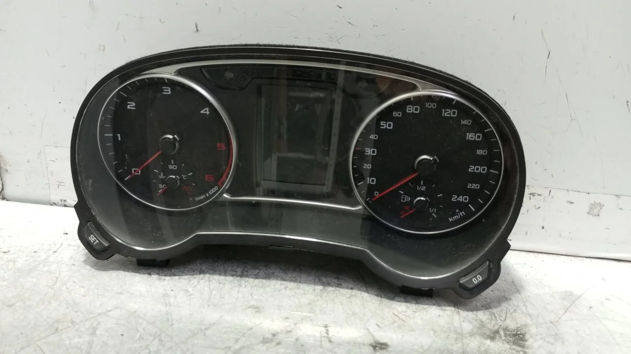Foto de CUADRO INSTRUMENTOS AUDI A1 SPORTBACK (8XF) 1.6 TDI (116 CV / 85 KW) referencia 8XA920930B
