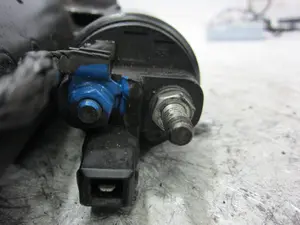 Foto de MOTOR ARRANQUE VOLKSWAGEN POLO III BERLINA (6N2) referencia 085911023A foto 3