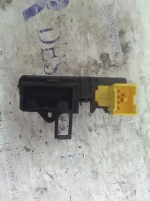 Foto de NO IDENTIFICADO VOLKSWAGEN GOLF V (1K1)(10.2003) referencia 1K0953549A foto 2