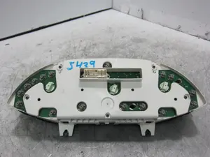 Foto de CUADRO INSTRUMENTOS FORD FOCUS BERLINA (CAK) 1.6 16V CAT (101 CV / 74 KW) referencia 98AP10841BC foto 2
