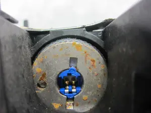 Foto de AIRBAG DELANTERO IZQUIERDO CITROEN XSARA BERLINA 1.6 16V CAT (NFU / TU5JP4) (109 CV / 80 KW) referencia 6004608A foto 3