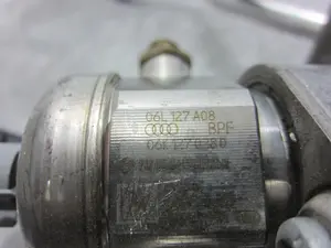 Foto de SENSOR PRESION PORSCHE MACAN (95BA) referencia 06L127A08 foto 2