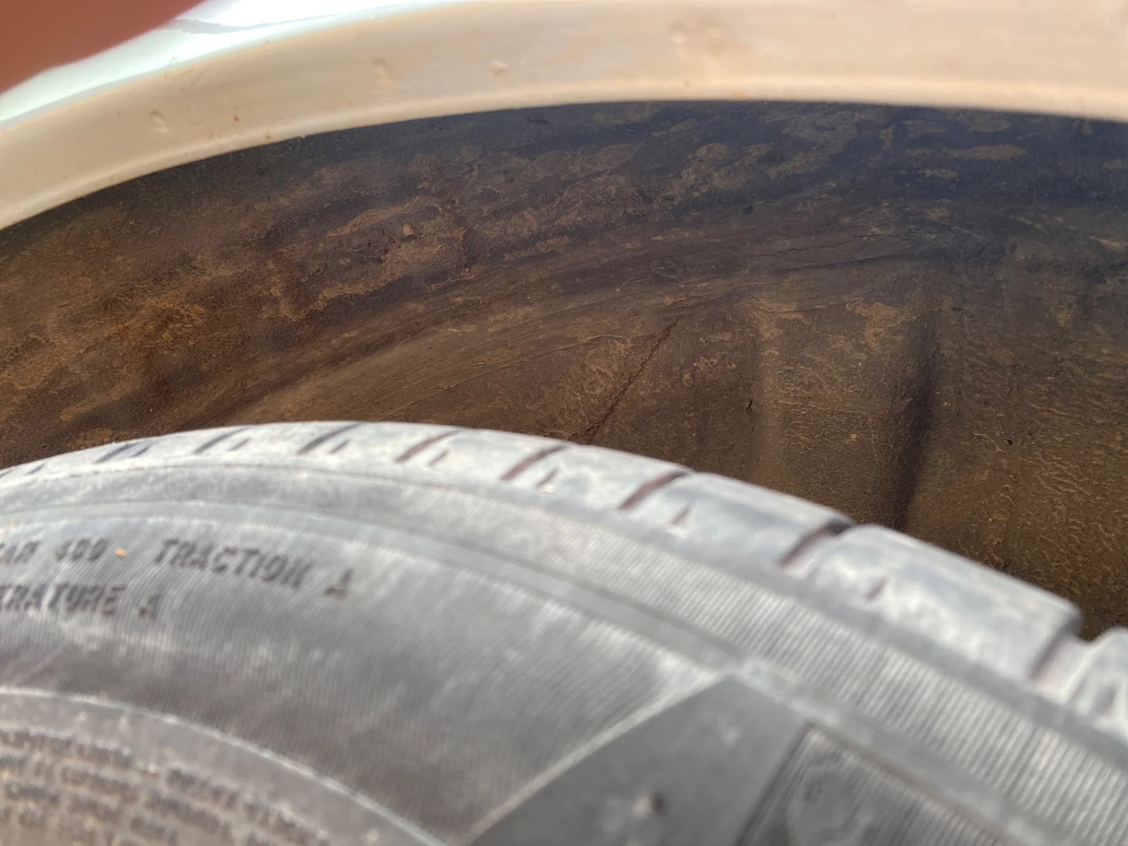 Foto de PASO RUEDA TRASERO IZQUIERDO HONDA CIVIC BERLINA 3 PUERTAS (EP) 1.6 VTEC CAT (D 16 V 1) (110 CV / 81 KW)