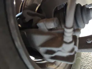 Foto de PINZA DE FRENO DELANTERA DERECHA FORD FOCUS FAMILIAR (CAK) 1.8 TDCi Turbodiesel CAT (116 CV / 85 KW)