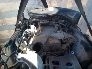 Foto de MOTOR COMPLETO CHRYSLER JEEP GR.CHEROKEE (ZJ)/(Z) 5.2 V8 CAT (211 CV / 155 KW) referencia ELF foto 11