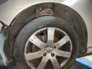 Foto de PASO RUEDA DELANTERO IZQUIERDO PEUGEOT 308 SW 1.6 HDi FAP CAT (9HZ / DV6TED4) (109 CV / 80 KW) referencia 7136FZ