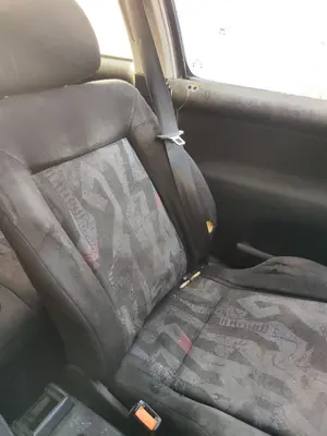 Foto de ASIENTO DELANTERO IZQUIERDO VOLKSWAGEN GOLF III (1H1)(11.1991) 1.9 TDI (110 CV / 81 KW) foto 2