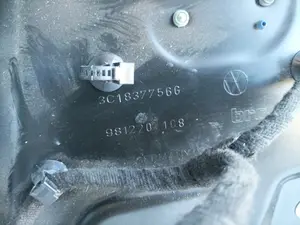 Foto de ELEVALUNAS DELANTERO DERECHO VOLKSWAGEN PASSAT BERLINA (3C2) 2.0 TDI (140 CV / 103 KW) referencia 3C1837756G foto 2