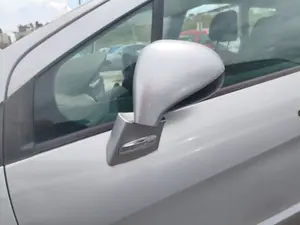 Foto de RETROVISOR IZQUIERDO PEUGEOT 308 SW 2.0 16V HDi FAP CAT (RHR / DW10BTED4) (136 CV / 100 KW) referencia 8153NE