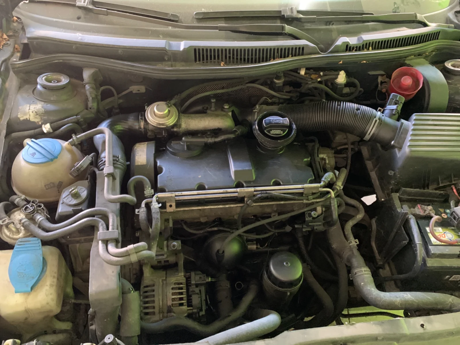 Foto de BOBINA ENCENDIDO VOLKSWAGEN GOLF IV BERLINA (1J1)(10.1997) 1.9 TDI (101 CV / 74 KW)