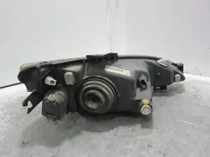 Foto de FARO IZQUIERDO PEUGEOT 206 1.6 16V CAT (109 CV / 80 KW) referencia 9640559580 foto 6