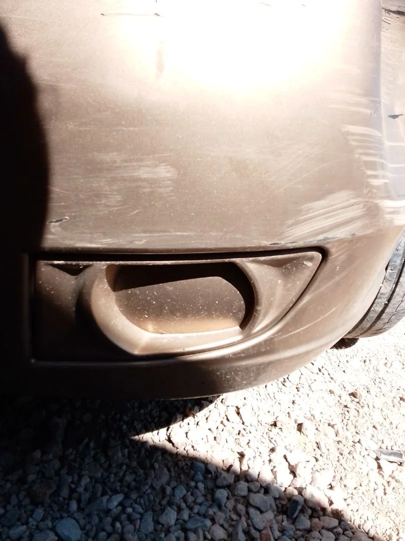 Foto de FARO ANTINIEBLA IZQUIERDO KIA RIO (BC) 1.3 CAT (75 CV / 55 KW)