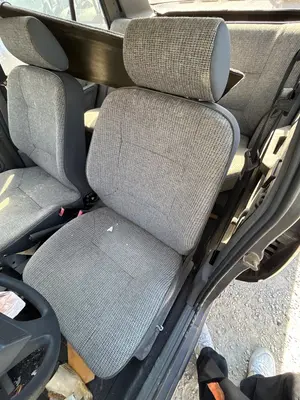 Foto de ASIENTO DELANTERO IZQUIERDO PEUGEOT 309 1.6  (88 CV / 65 KW)