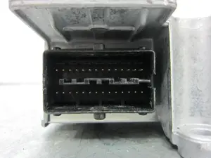 Foto de CENTRALITA AIRBAG OPEL ASTRA H BERLINA 1.7 16V CDTI (101 CV / 74 KW) referencia 13188854 foto 4