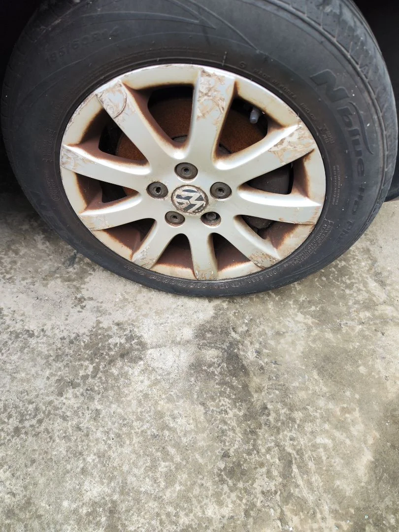 Foto de LLANTA VOLKSWAGEN POLO IV (9N1) 1.4 16V (75 CV / 55 KW) referencia 6Q0601027P FKZ