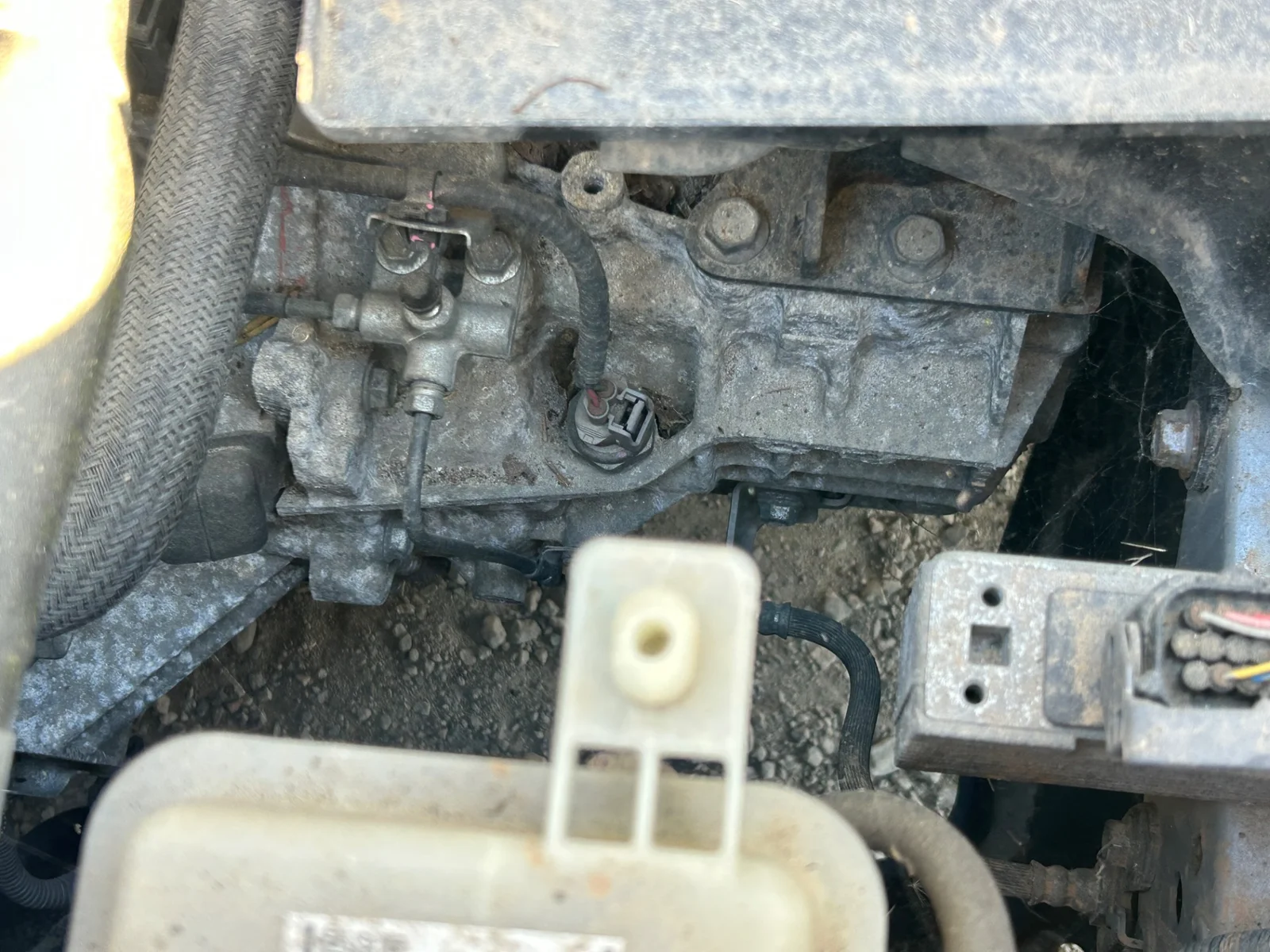Foto de CAJA CAMBIOS TOYOTA YARIS (KSP9/SCP9/NLP9) 1.3 16V CAT (101 CV / 74 KW) referencia 3030052651