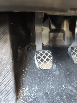 Foto de PEDAL EMBRAGUE VOLKSWAGEN GOLF IV BERLINA (1J1)(10.1997) 2.0  (116 CV / 85 KW)
