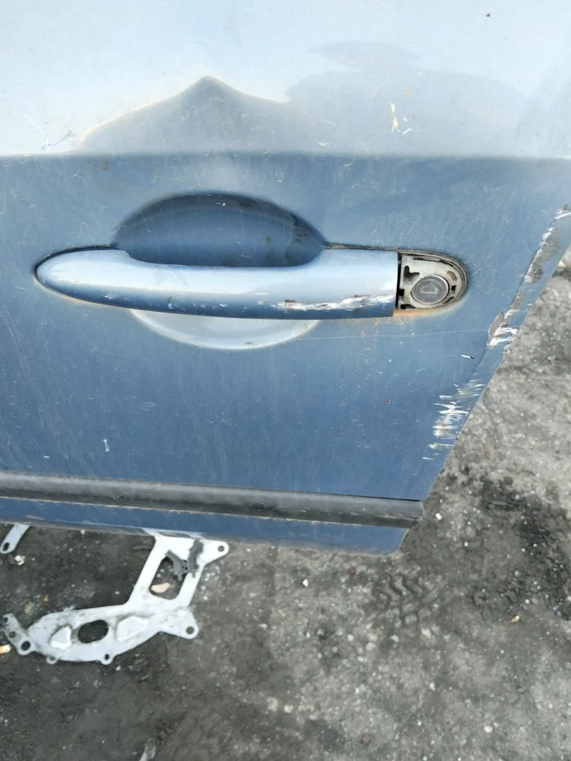 Foto de MANETA EXTERIOR DELANTERA IZQUIERDA RENAULT LAGUNA II (BG0) 1.9 dCi Diesel CAT (101 CV / 74 KW) referencia 7701472932