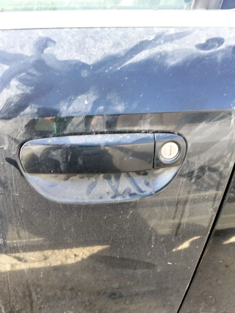Foto de MANETA EXTERIOR DELANTERA IZQUIERDA AUDI A4 AVANT (8E) 1.9 TDI (131 CV / 96 KW) referencia 8E1837207