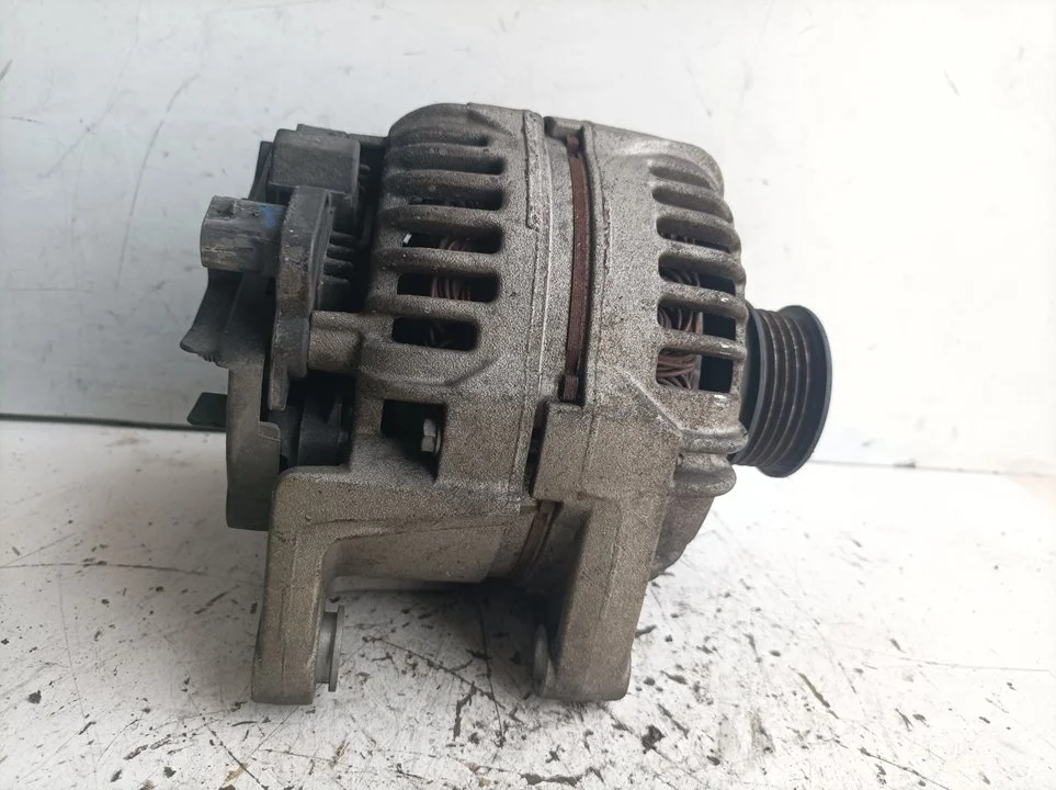 Foto de ALTERNADOR OPEL ZAFIRA B referencia 0124425050