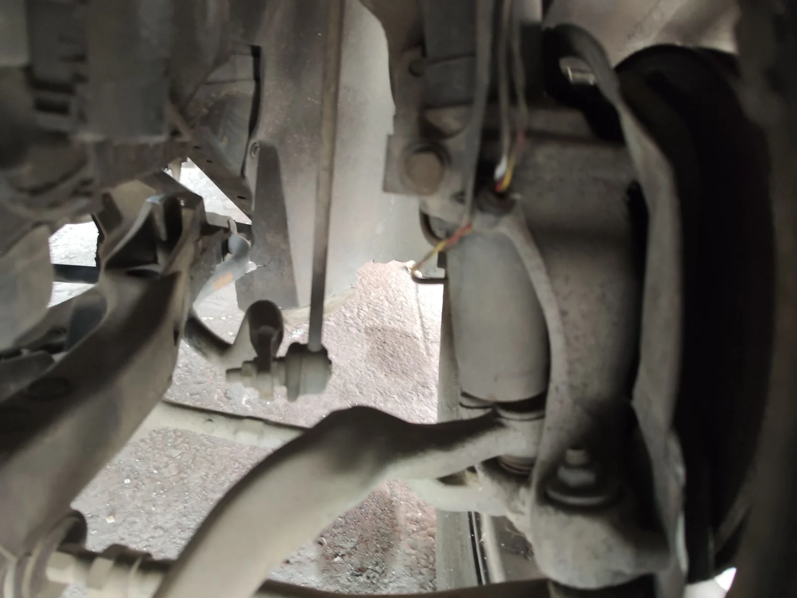 Foto de MANGUETA DELANTERA IZQUIERDA BMW SERIE 5 BERLINA (E39) 3.0 24V Turbodiesel CAT (193 CV / 142 KW)