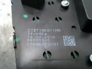 Foto de SISTEMA AUDIO / RADIO CD FORD FIESTA (CNN) 1.25 16V CAT (82 CV / 60 KW) referencia 1700687301 foto 4